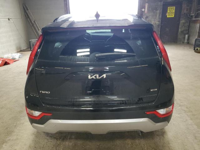 KNDCR3LEXP5057590 - 2023 KIA NIRO EX BLACK photo 6