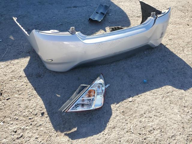 3N1CN7AP1JK442544 - 2018 NISSAN VERSA S 银色 照片 12