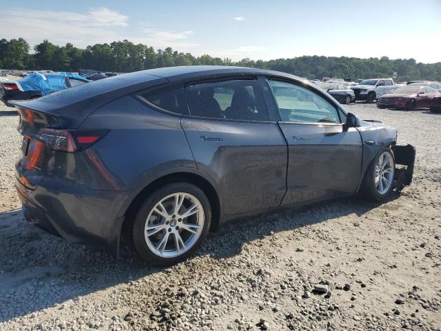 7SAYGDEE4RA227183 - 2024 TESLA MODEL Y GRAY photo 3