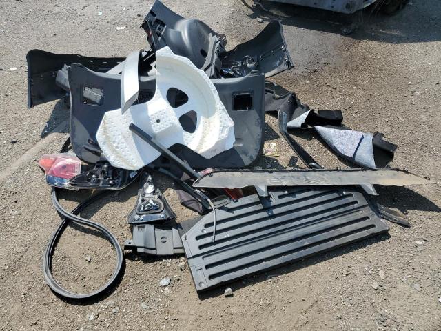 2T3WFREVXGW282784 - 2016 TOYOTA RAV4 XLE SILVER photo 13