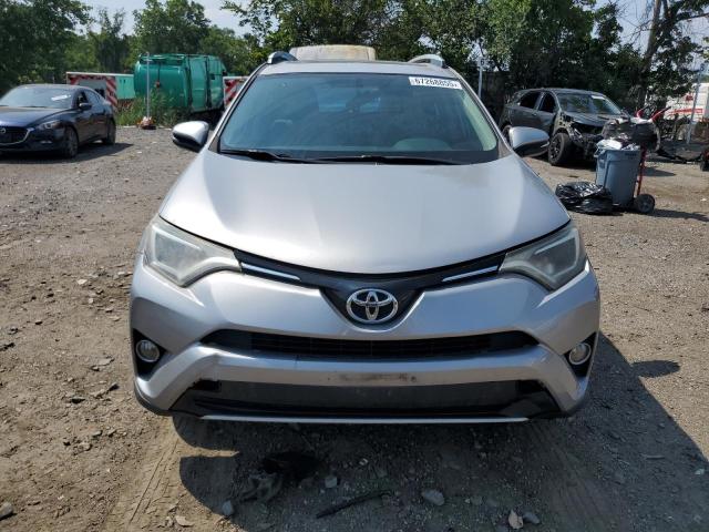 2T3WFREVXGW282784 - 2016 TOYOTA RAV4 XLE SILVER photo 5