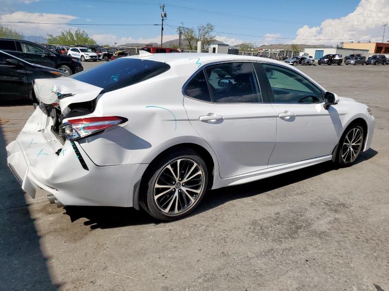 4T1B11HK0KU189712 - 2019 TOYOTA CAMRY L WHITE photo 3