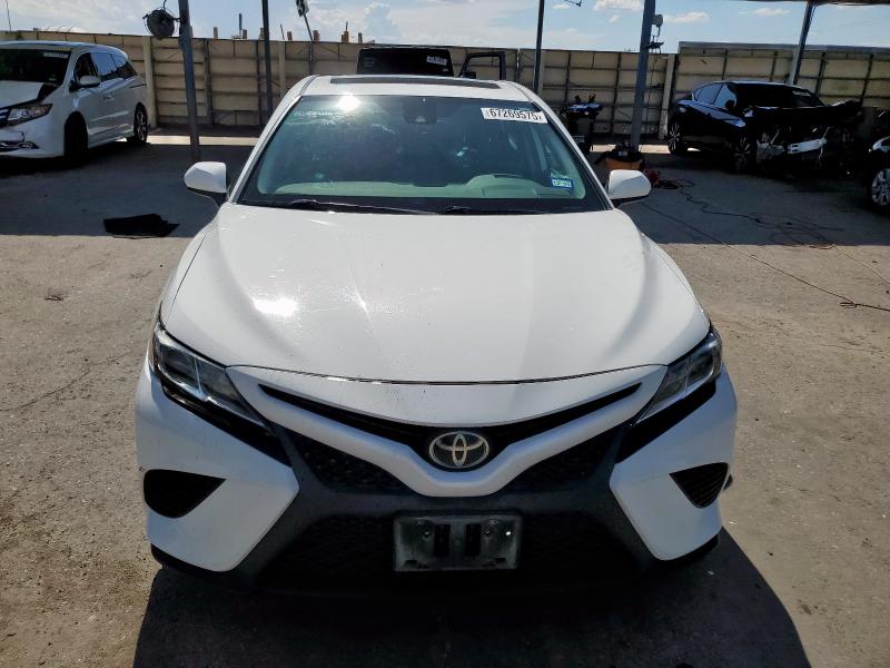 4T1B11HK0KU189712 - 2019 TOYOTA CAMRY L WHITE photo 5