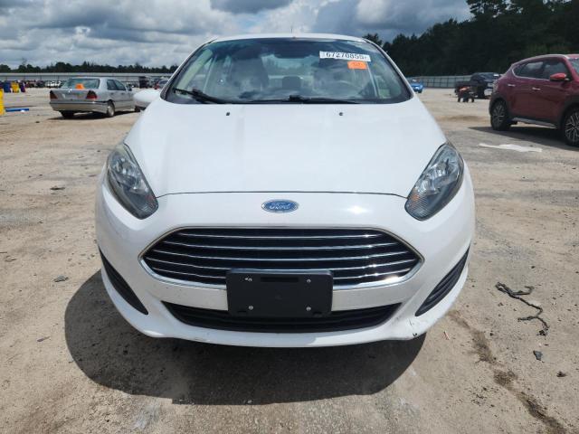 3FADP4BJ6KM108042 - 2019 FORD FIESTA SE 白色 照片 5