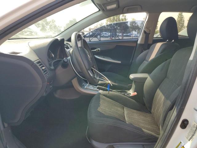 5YFBU4EE0CP065451 - 2012 TOYOTA COROLLA BASE Սպիտակ լուսանկար 7