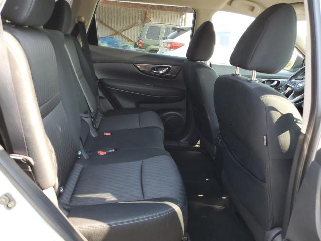 KNMAT2MV6JP528678 - 2018 NISSAN ROGUE S SILVER photo 11