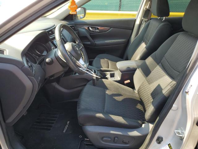 KNMAT2MV6JP528678 - 2018 NISSAN ROGUE S SILVER photo 7