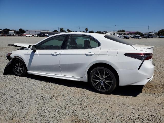 4T1G11AK1RU191284 - 2024 TOYOTA CAMRY SE NIGHT SHADE WHITE photo 2