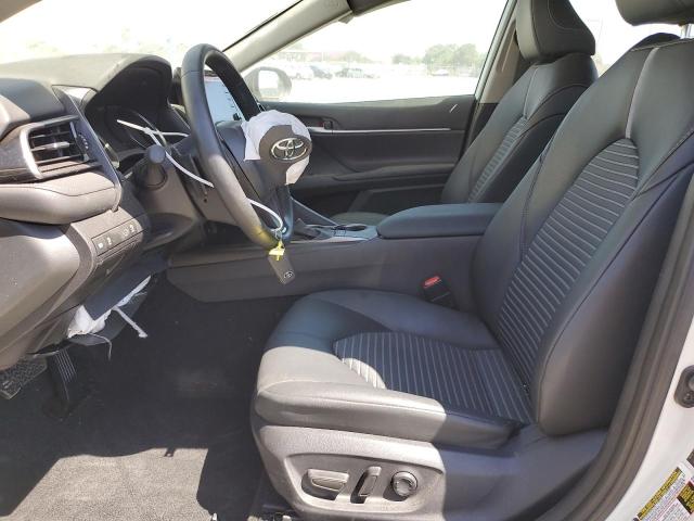 4T1G11AK1RU191284 - 2024 TOYOTA CAMRY SE NIGHT SHADE WHITE photo 7