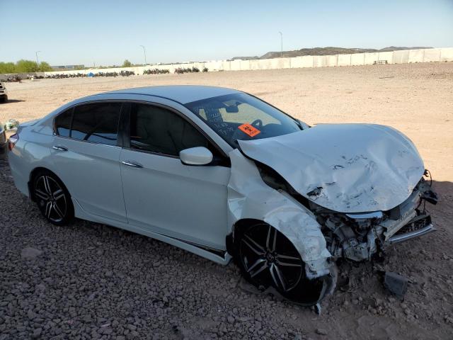 1HGCR2F59HA028159 - 2017 HONDA ACCORD SPORT WHITE photo 4