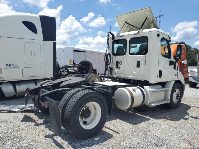 3AKBGADV2HSJH7863 - 2017 FREIGHTLINER CASCADIA 1 Weiß Foto 4