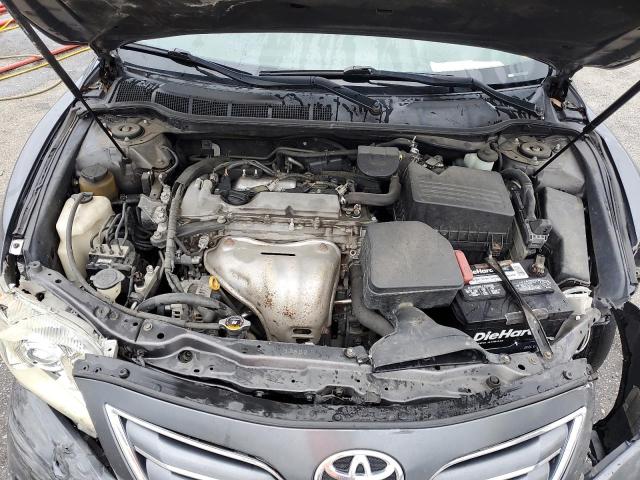 4T1BF3EK4BU197538 - 2011 TOYOTA CAMRY BASE GRAY photo 11