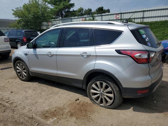 1FMCU9J92JUB74760 - 2018 FORD ESCAPE TITANIUM SILVER photo 2