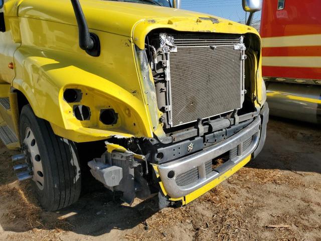 1FUJGLDR8DSBT3511 - 2013 FREIGHTLINER CASCADIA YELLOW photo 9
