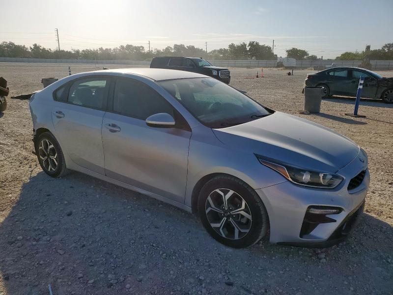 3KPF24AD0KE109291 - 2019 KIA FORTE FE Gümüş foto 4