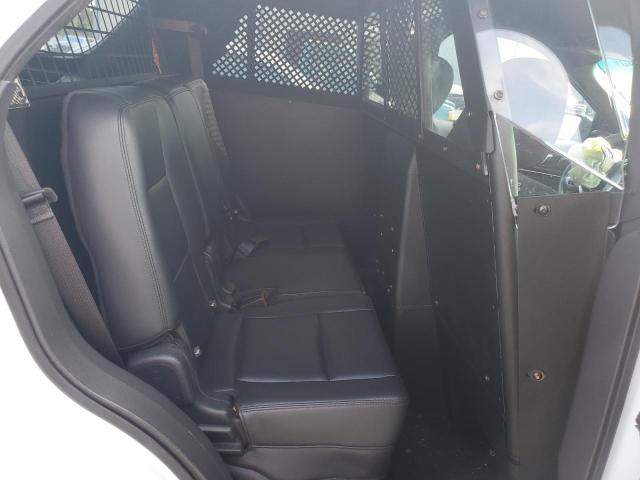 1FM5K8AR8FGB52034 - 2015 FORD EXPLORER POLICE INTERCEPTOR თეთრი ფოტო 11