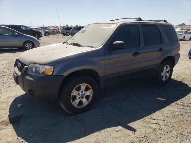 2005 FORD ESCAPE XLT, 