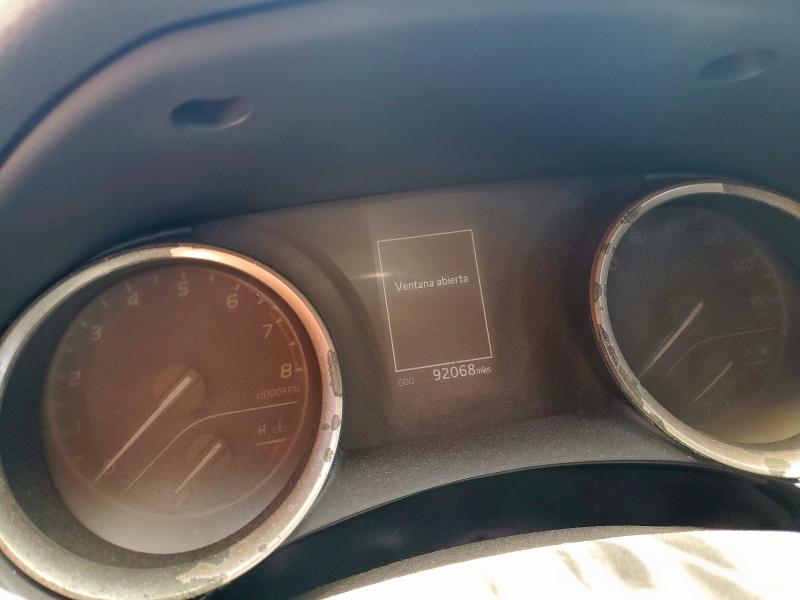 4T1B11HK1JU632755 - 2018 TOYOTA CAMRY L RED photo 9