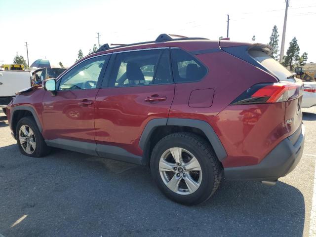 2T3W1RFV4LW077212 - 2020 TOYOTA RAV4 XLE RED photo 2