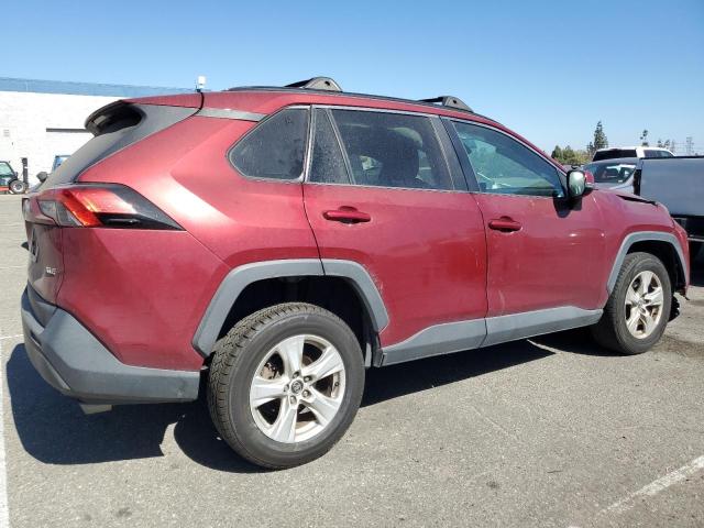 2T3W1RFV4LW077212 - 2020 TOYOTA RAV4 XLE RED photo 3