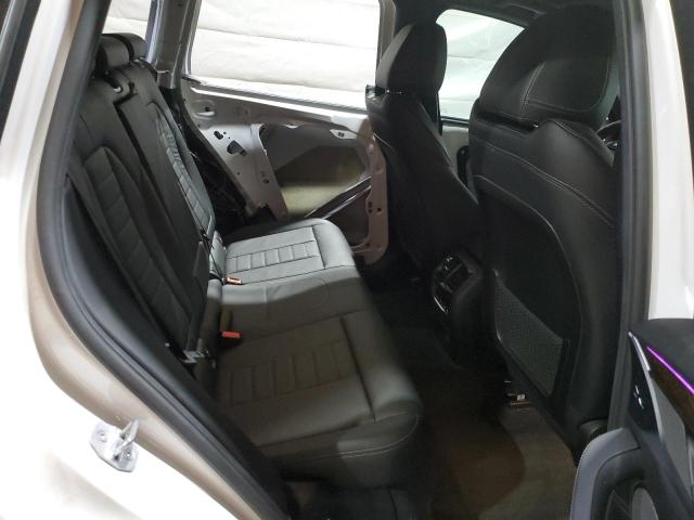 5UXTR9C5XKLP87361 - 2019 BMW X3 XDRIVE30I WHITE photo 11