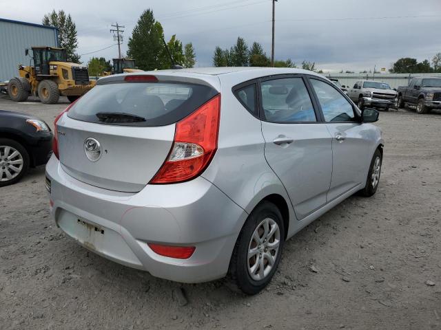 KMHCT5AE3DU107890 - 2013 HYUNDAI ACCENT GLS SILVER photo 3