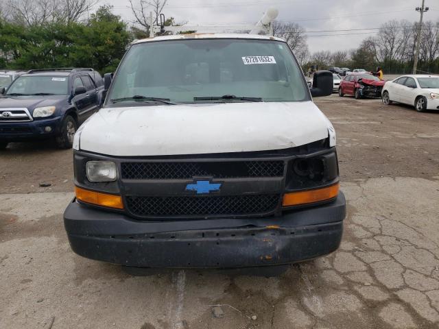 1GCFG15XX71181050 - 2007 CHEVROLET EXPRESS G1 WHITE photo 5