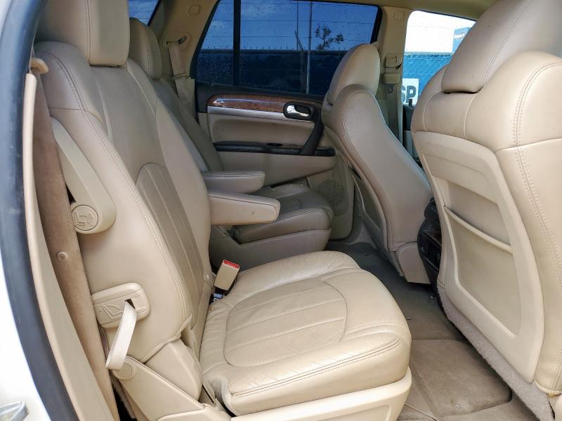 5GAKRCED6CJ392560 - 2012 BUICK ENCLAVE 白色 照片 11