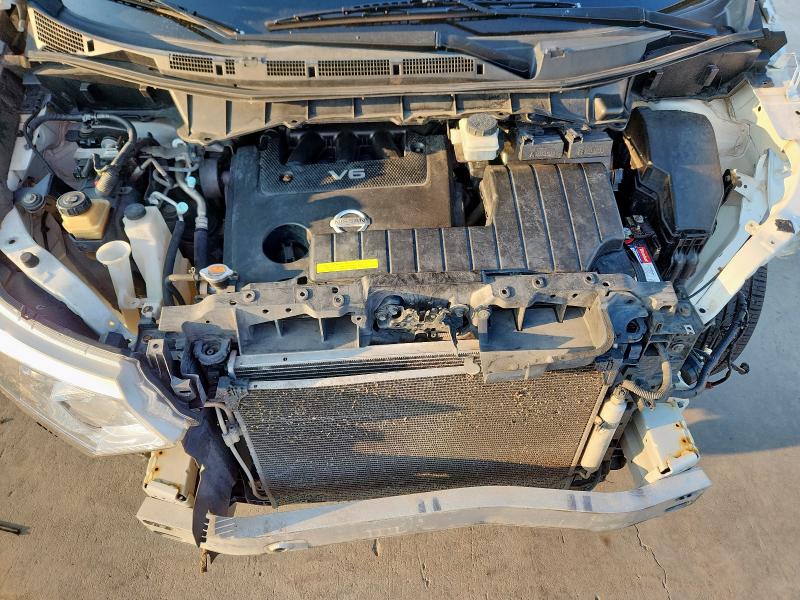 JN8AE2KP9D9069402 - 2013 NISSAN QUEST S Blanco foto 12