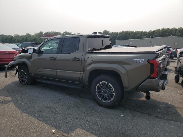 3TMLB5JNXRM043530 - 2024 TOYOTA TACOMA DOUBLE CAB GREEN photo 2