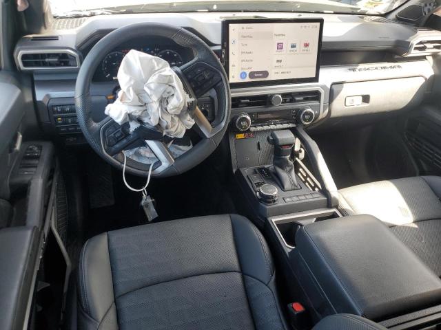 3TMLB5JNXRM043530 - 2024 TOYOTA TACOMA DOUBLE CAB GREEN photo 8