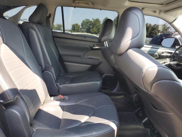 5TDGZRAH6MS520168 - 2021 TOYOTA HIGHLANDER XLE 银色 照片 11