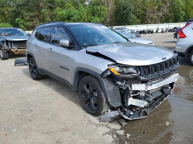 3C4NJCBB7LT241550 - 2020 JEEP COMPASS LATITUDE GRAY photo 4