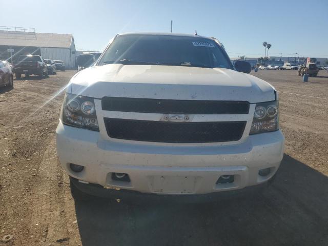 1GNSKKE3XBR103076 - 2011 CHEVROLET SUBURBAN K1500 LTZ WHITE photo 5