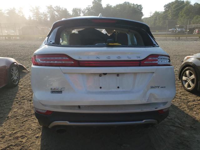 5LMCJ1D95JUL18174 - 2018 LINCOLN MKC PREMIERE WHITE photo 6