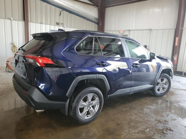 2T3RWRFV0PW185458 - 2023 TOYOTA RAV4 XLE BLUE photo 3