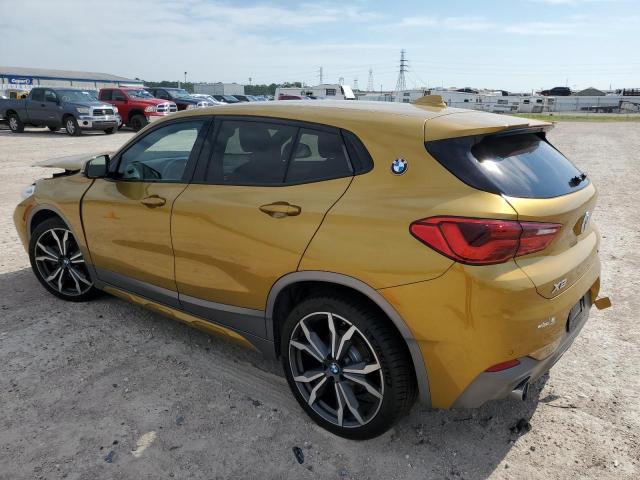 WBXYJ3C36JEJ75738 - 2018 BMW X2 SDRIVE28I GOLD photo 2