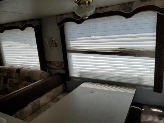 1KB331K271E124186 - 2001 HOLIDAY RAMBLER ALUMASCAPE Սպիտակ լուսանկար 5