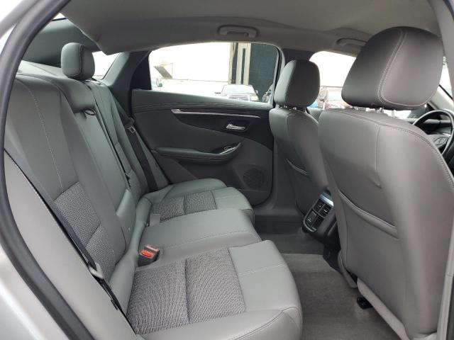 2G1105S38J9107077 - 2018 CHEVROLET IMPALA LT 银色 照片 10