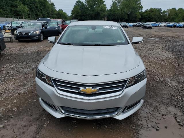 2G1105S38J9107077 - 2018 CHEVROLET IMPALA LT 银色 照片 5