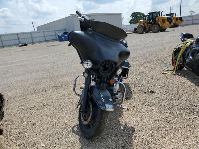 1HD1FC414BB627796 - 2011 HARLEY-DAVIDSON FLHTCU BLACK photo 2