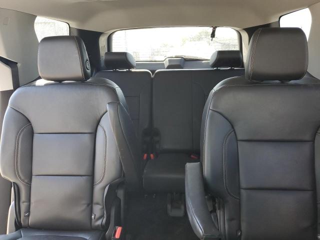 1GNEVHKW7JJ221766 - 2018 CHEVROLET TRAVERSE LT WHITE photo 10