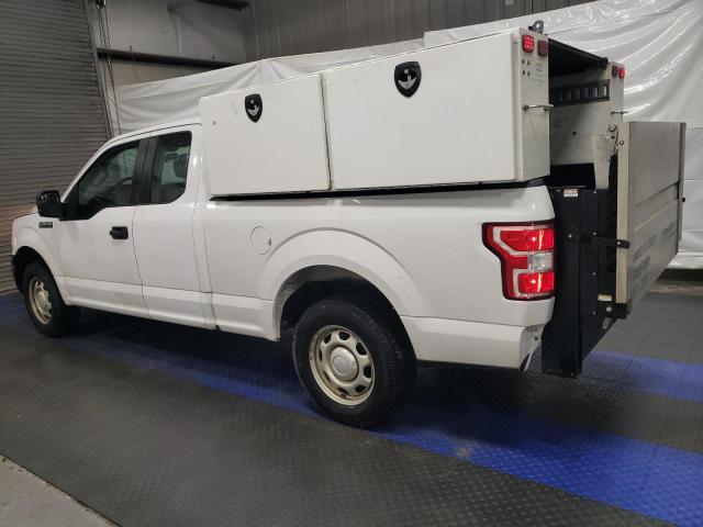 1FTEX1C56JKF23222 - 2018 FORD F150 SUPER CAB WHITE photo 2