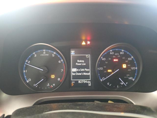 JTMBFREV1JJ727143 - 2018 TOYOTA RAV4 LE GRAY photo 9