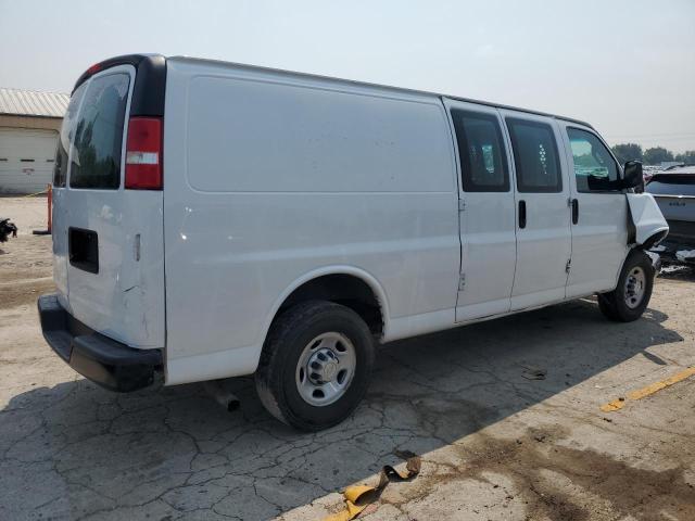 1GCZGHFG6K1210816 - 2019 CHEVROLET EXPRESS G3500 თეთრი ფოტო 3