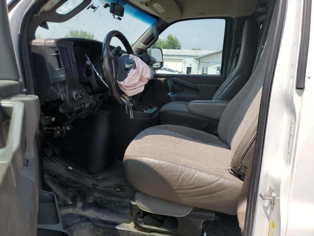 1GCZGHFG6K1210816 - 2019 CHEVROLET EXPRESS G3500 თეთრი ფოტო 7