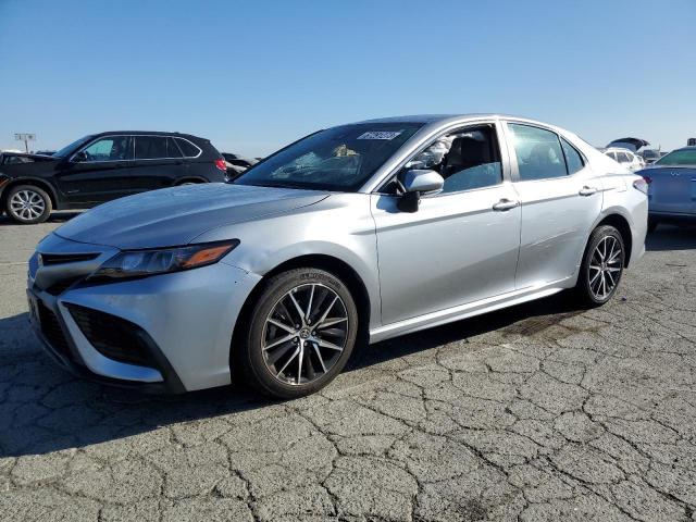 4T1T11BK0PU081370 - 2023 TOYOTA CAMRY SE NIGHT SHADE SILVER photo 1