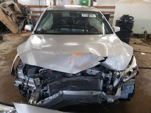 1G11C5SL9EF105021 - 2014 CHEVROLET MALIBU 1LT Күміс фото 5