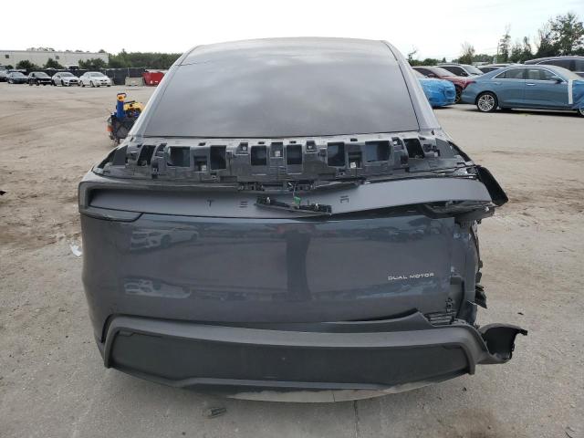 7SAYGDEE0TA398116 - 2026 TESLA MODEL Y CHARCOAL photo 6