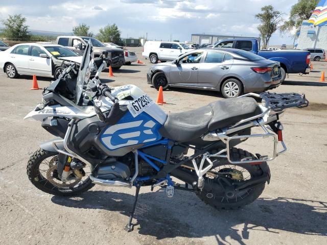 WB10A1203JZ967597 - 2018 BMW R1200 GS ADVENTURE WHITE photo 3